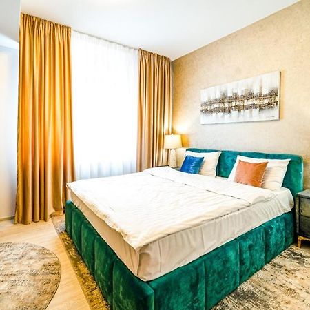 Apartamento Pink Velvet Rk Ghimbav Exterior foto